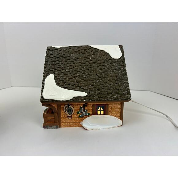Department 56 Snow Village Hunting Lodge Lighted Building with Box - Picture 3 of 11
